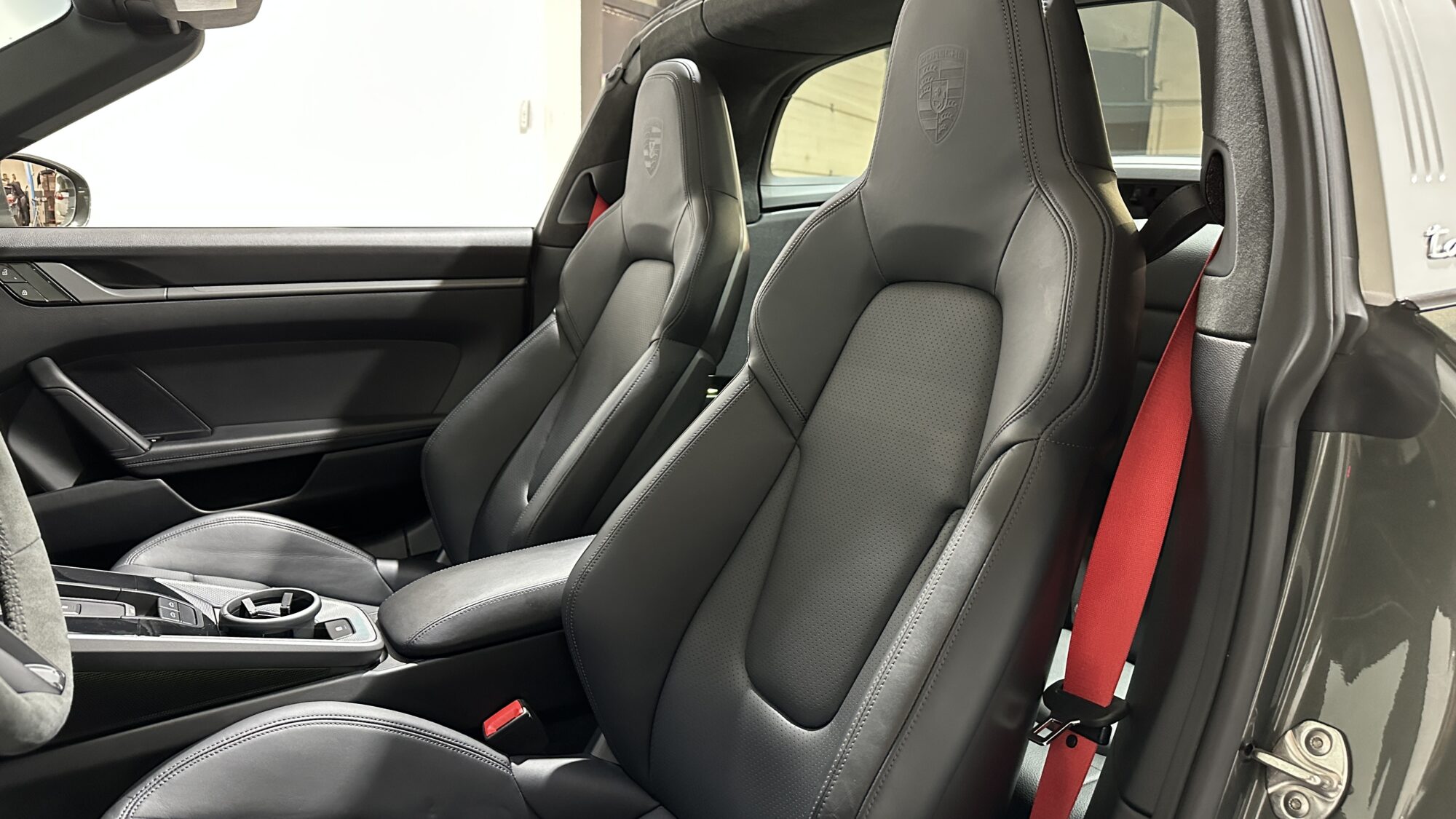 PORSCHE 911 TARGA 4S 450 CH PDK + 11559 EUROS D'OPTIONS – Image 17