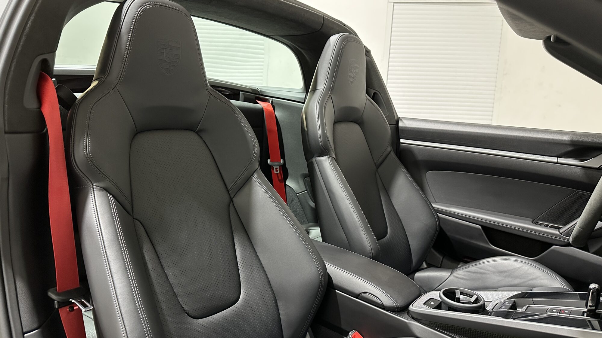PORSCHE 911 TARGA 4S 450 CH PDK + 11559 EUROS D'OPTIONS – Image 16