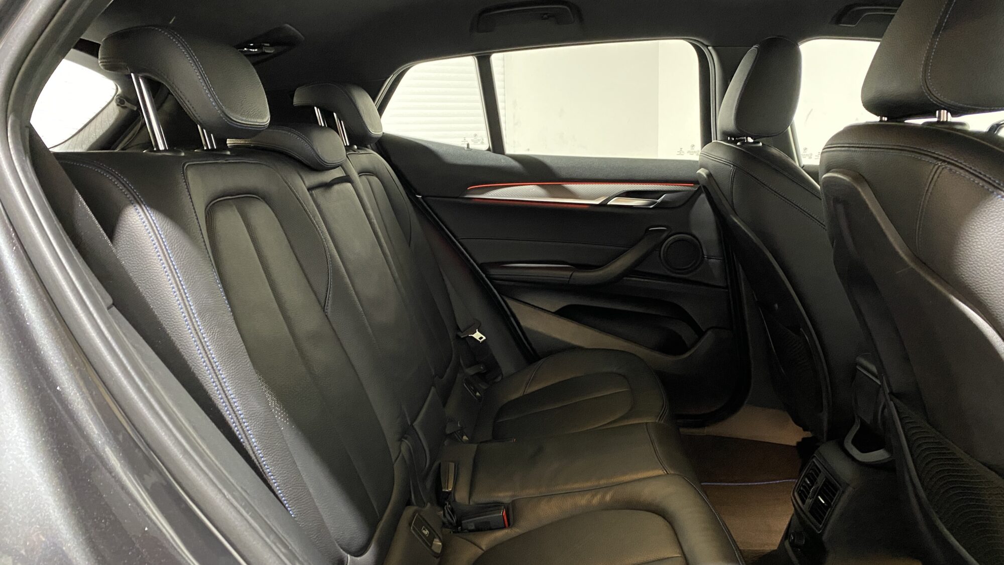 BMW X2 SDRIVE 18DA M SPORT X 150 CH + 5100€ D'OPTIONS – Image 13
