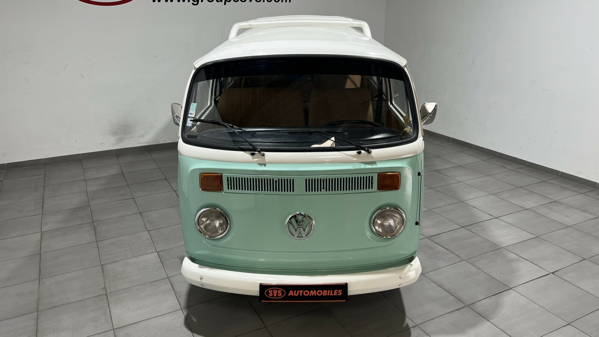 VOLKSWAGEN VW COMBI T2 BAY WINDOW 9 PLACES – Image 5