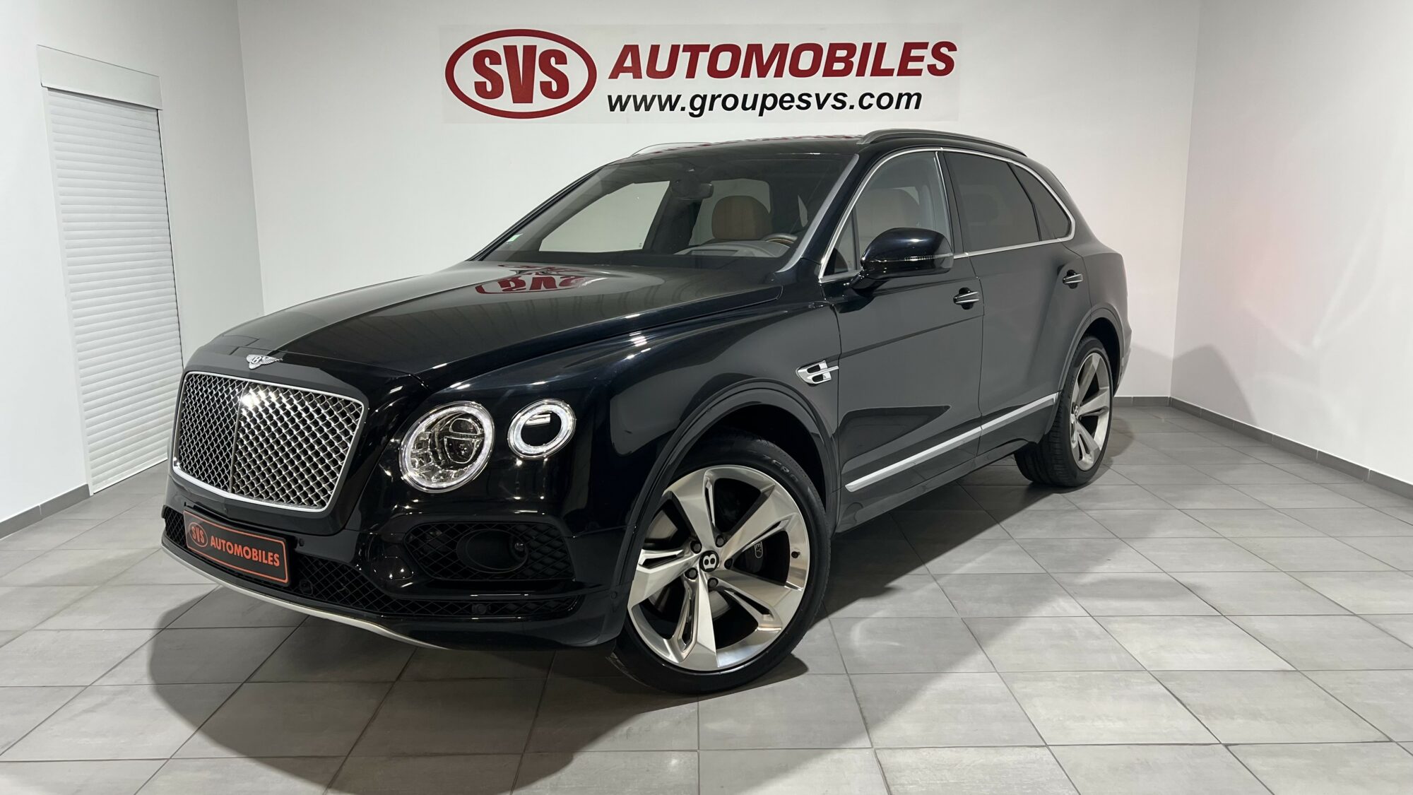 BENTLEY BENTAYGA W12 6.0 608 CH BVA + 41 124 EUROS D'OPTIONS