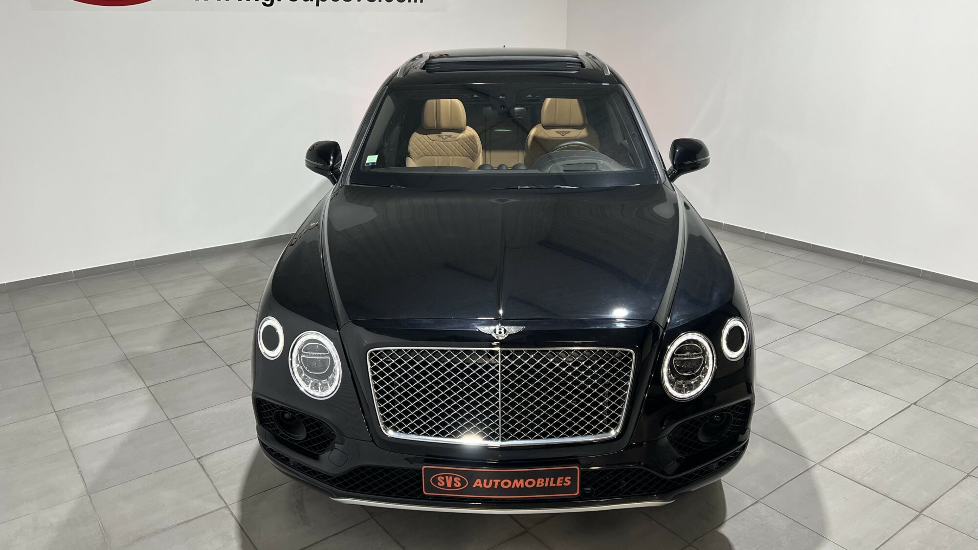 BENTLEY BENTAYGA W12 6.0 608 CH BVA + 41 124 EUROS D'OPTIONS – Image 3