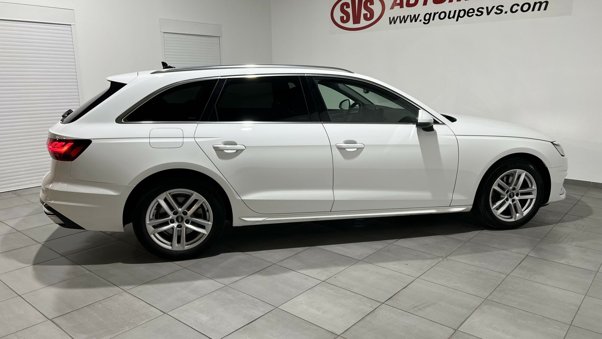 AUDI A4 AVANT 30 TDI MILD HYBRID + 4 855 EUROS D'OPTIONS – Image 10