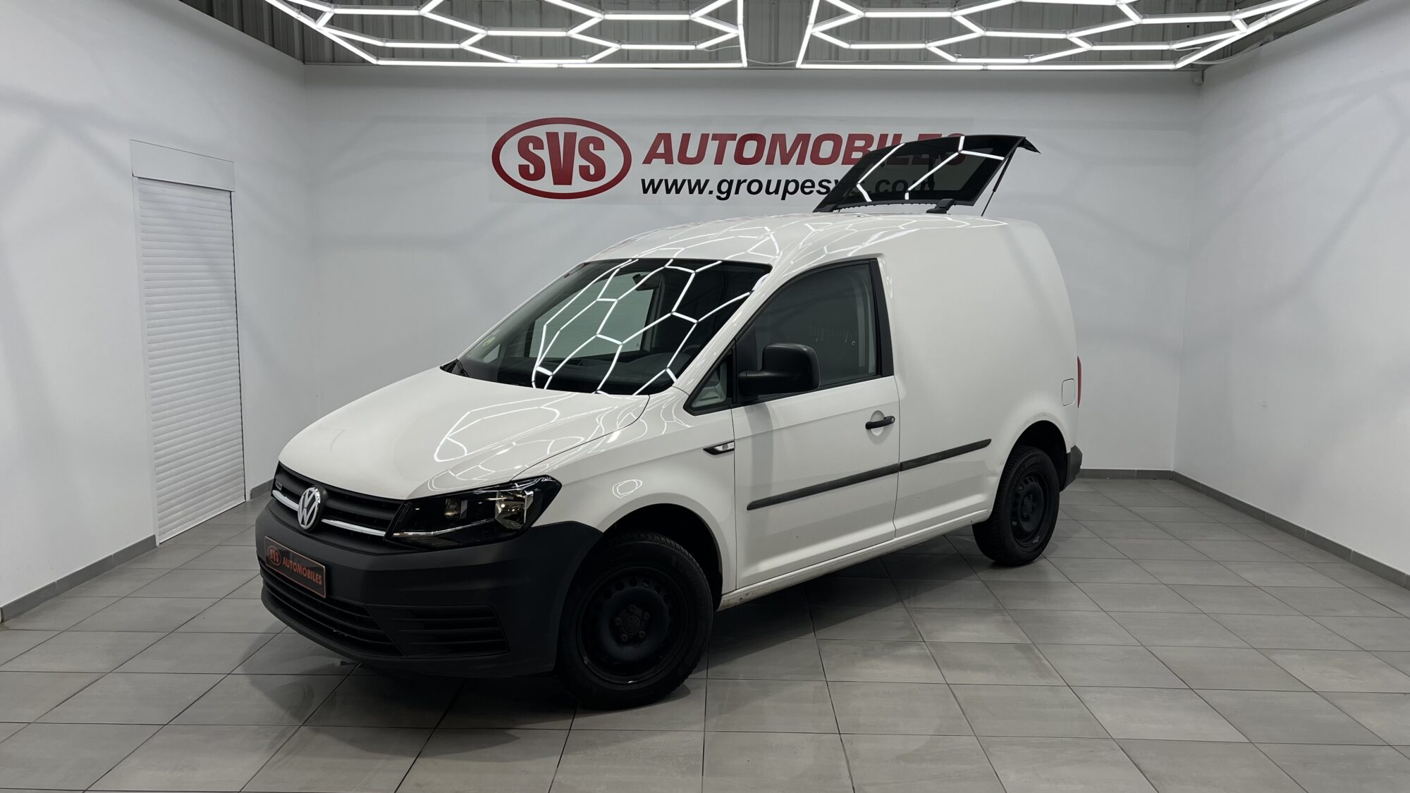 VOLKSWAGEN CADDY VAN 2.0 TDI 122 4MOTION BVM6 BUSINESS LINE + 1 611 EUROS D'OPTIONS – Image 4