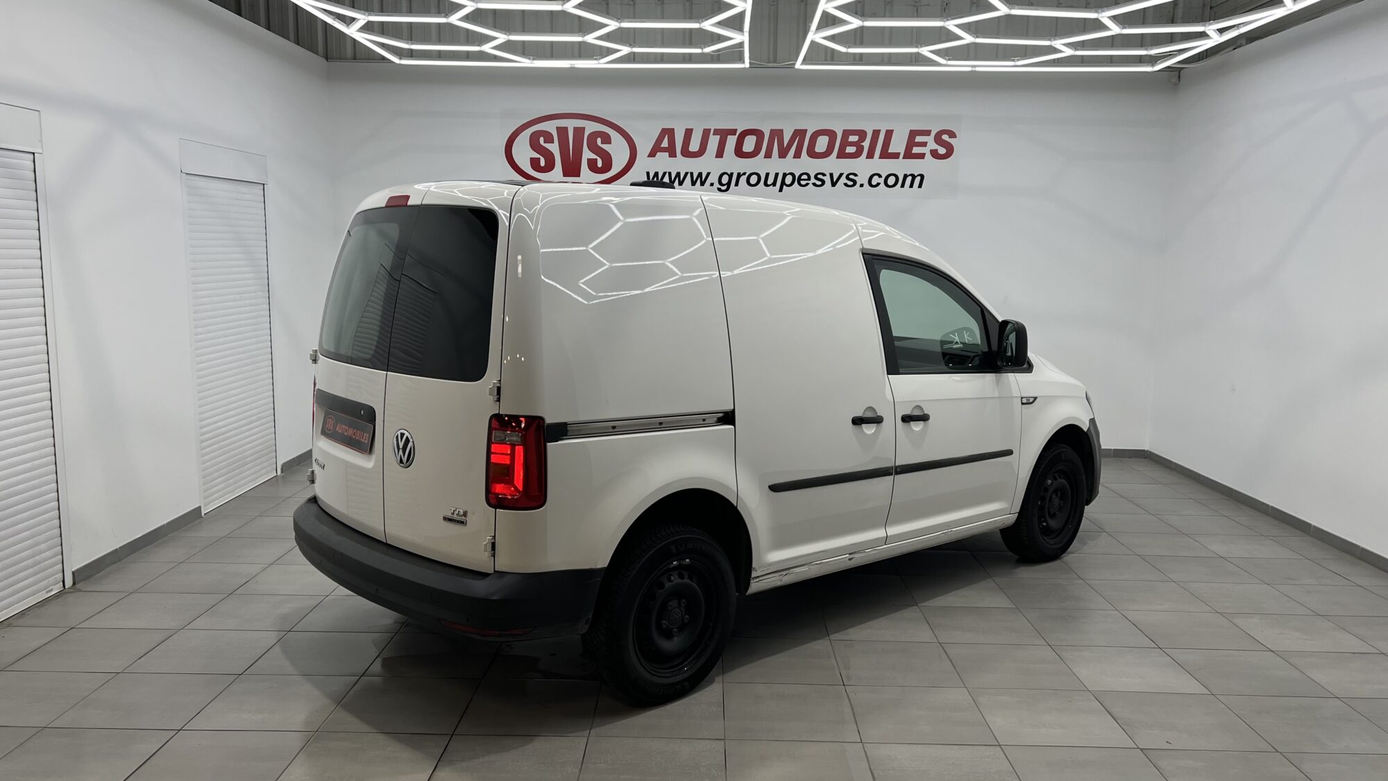 VOLKSWAGEN CADDY VAN 2.0 TDI 122 4MOTION BVM6 BUSINESS LINE + 1 611 EUROS D'OPTIONS – Image 8