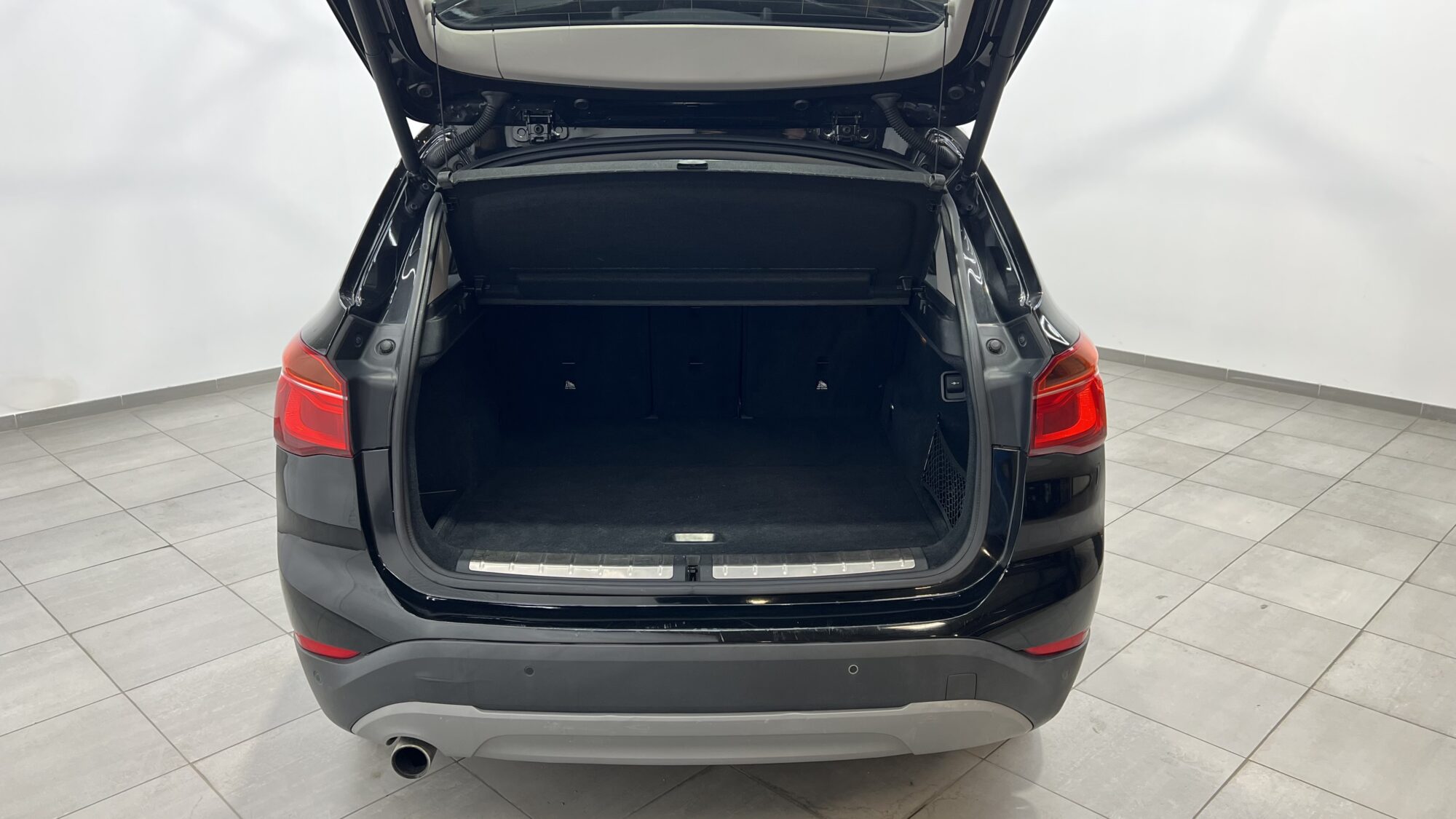 BMW X1 F48 XDRIVE 18D 150 CH LOUNGE + 1 430 EUROS D'OPTIONS – Image 11