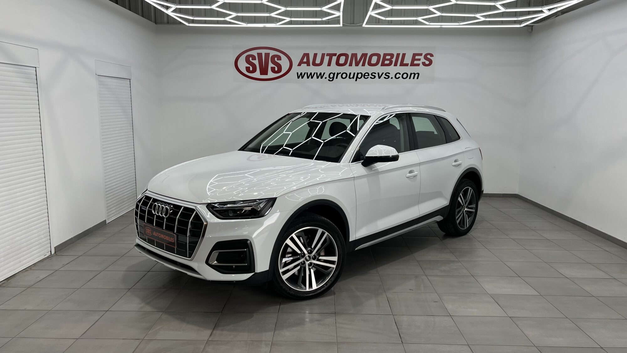 AUDI Q5 50 TFSIE 299 S TRONIC 7 QUATTRO BUSINESS EXECUTIVE + 3 270 EUROS D'OPTIONS