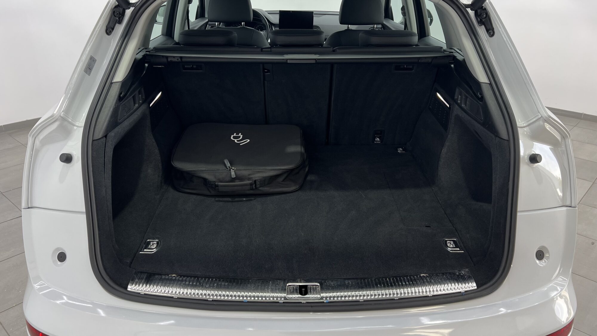 AUDI Q5 50 TFSIE 299 S TRONIC 7 QUATTRO BUSINESS EXECUTIVE + 3 270 EUROS D'OPTIONS – Image 10