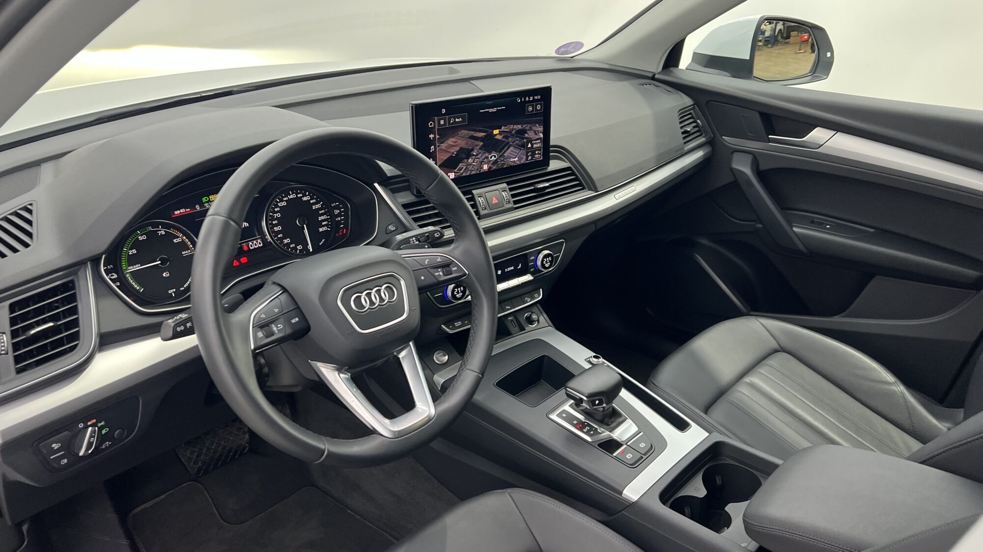 AUDI Q5 50 TFSIE 299 S TRONIC 7 QUATTRO BUSINESS EXECUTIVE + 3 270 EUROS D'OPTIONS – Image 11