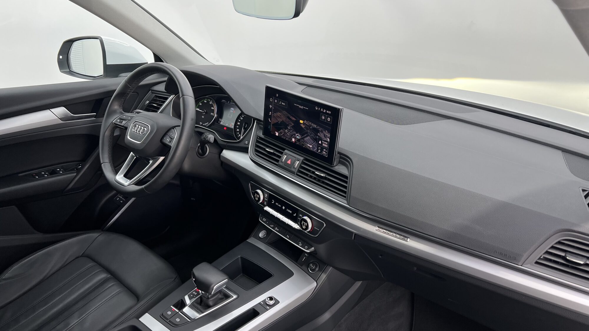 AUDI Q5 50 TFSIE 299 S TRONIC 7 QUATTRO BUSINESS EXECUTIVE + 3 270 EUROS D'OPTIONS – Image 16
