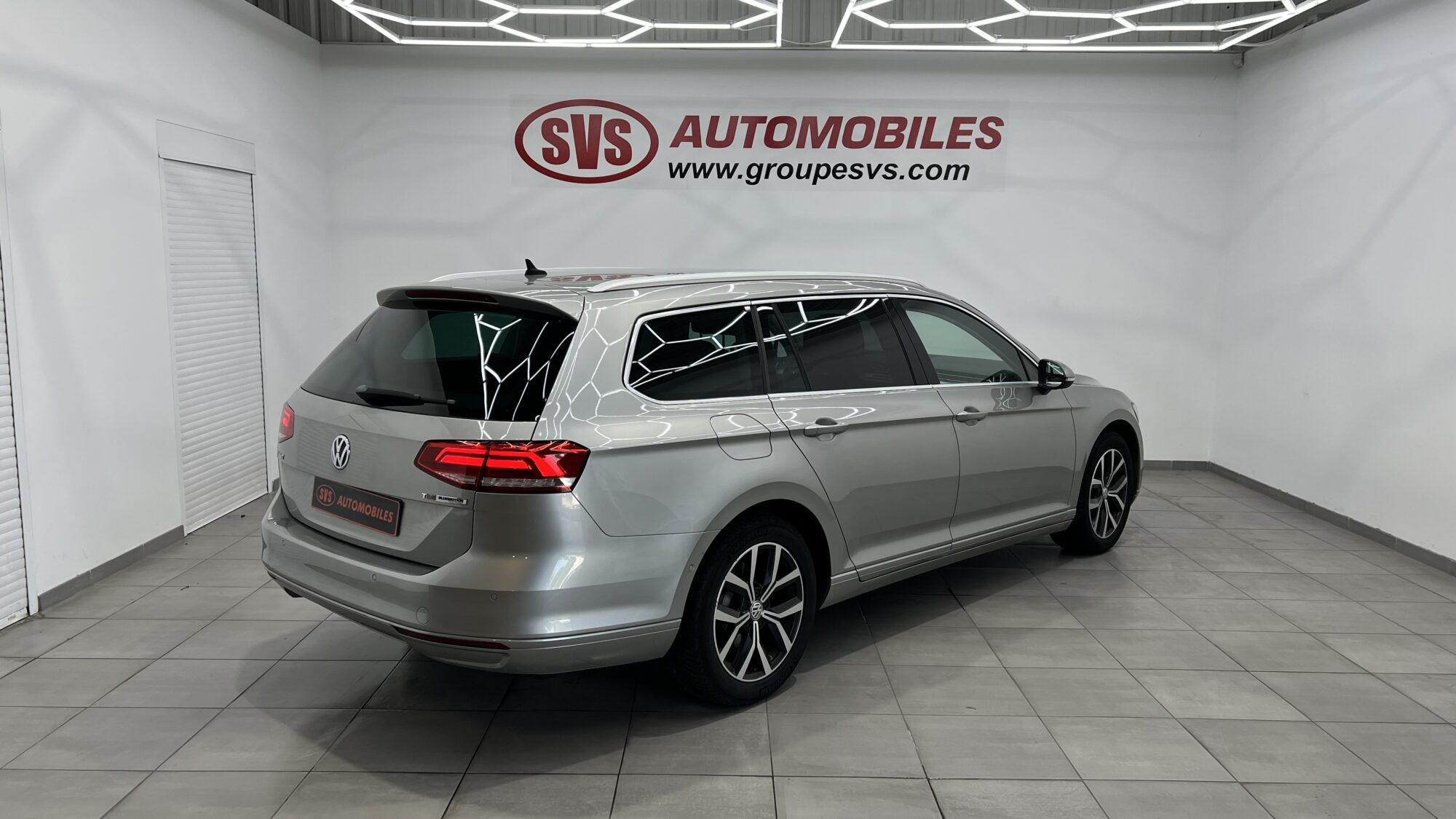 VOLKSWAGEN PASSAT SW 1.6 TDI 120 BMT CONFORTLINE + 1 920 EUROS D'OPTIONS – Image 7