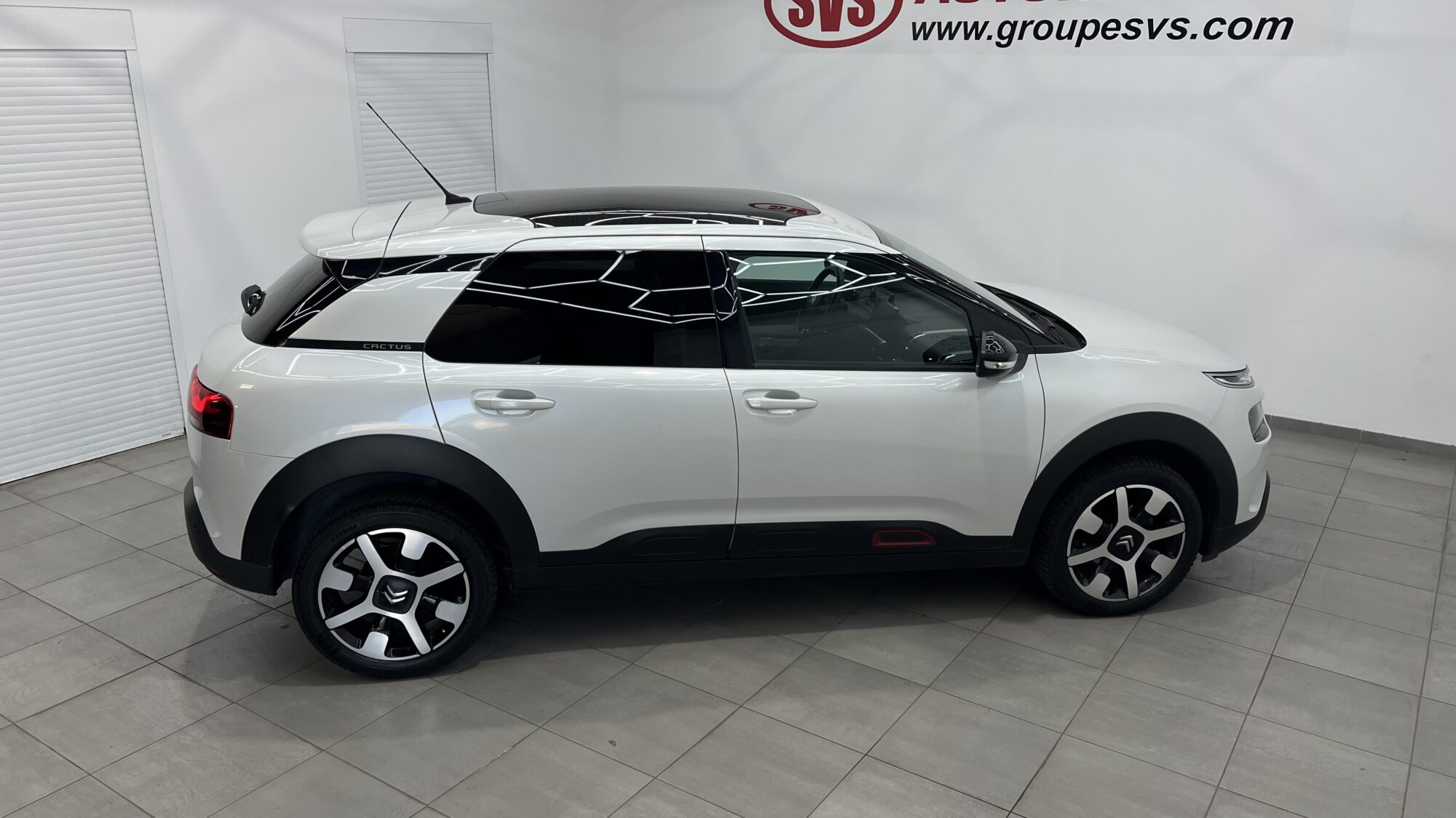 CITROEN C4 CACTUS BLUEHDI 100 S&S BVM6 SHINE + 2 410 EUROS D'OPTIONS – Image 10