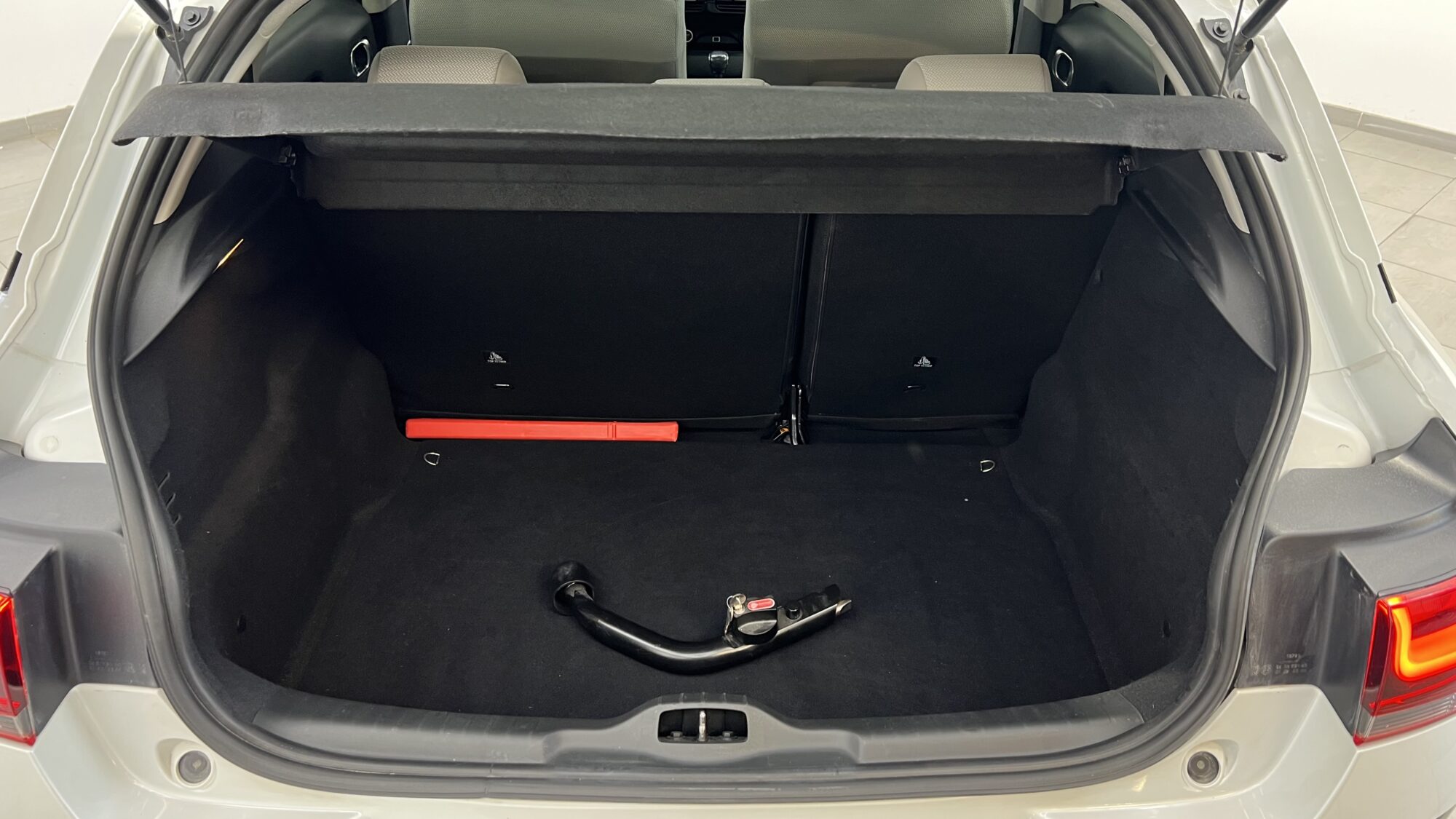 CITROEN C4 CACTUS BLUEHDI 100 S&S BVM6 SHINE + 2 410 EUROS D'OPTIONS – Image 11
