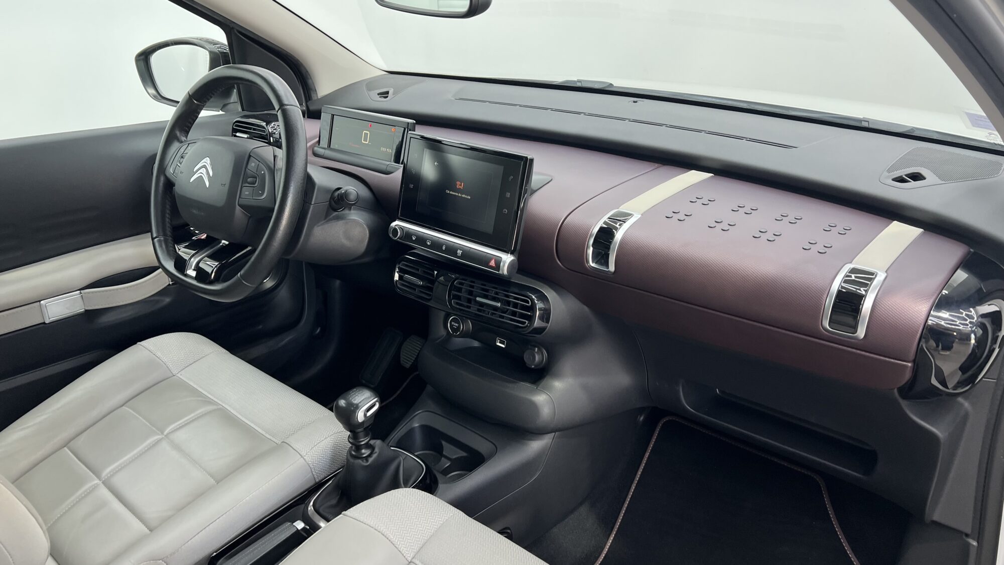 CITROEN C4 CACTUS BLUEHDI 100 S&S BVM6 SHINE + 2 410 EUROS D'OPTIONS – Image 17
