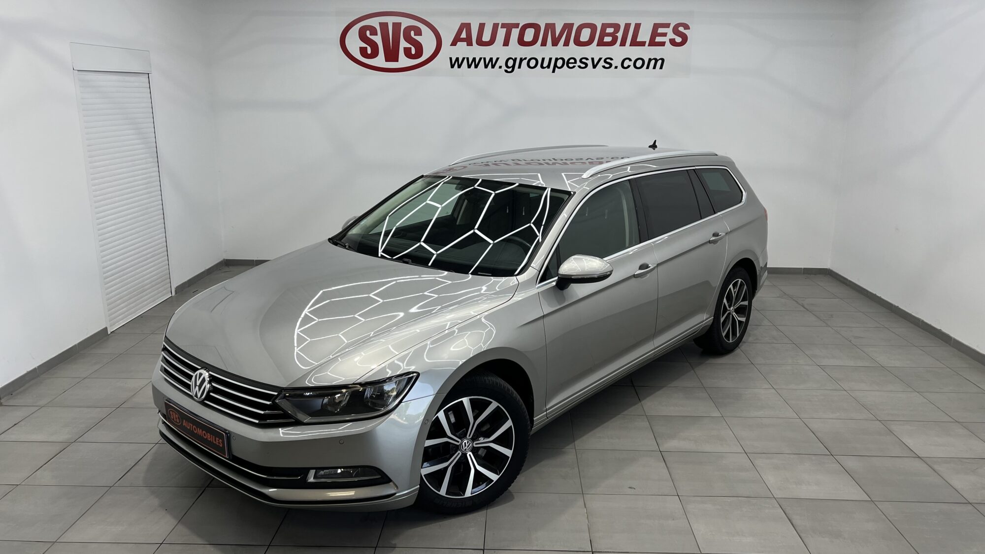 VOLKSWAGEN PASSAT SW 1.6 TDI 120 BMT CONFORTLINE + 1 920 EUROS D'OPTIONS – Image 3