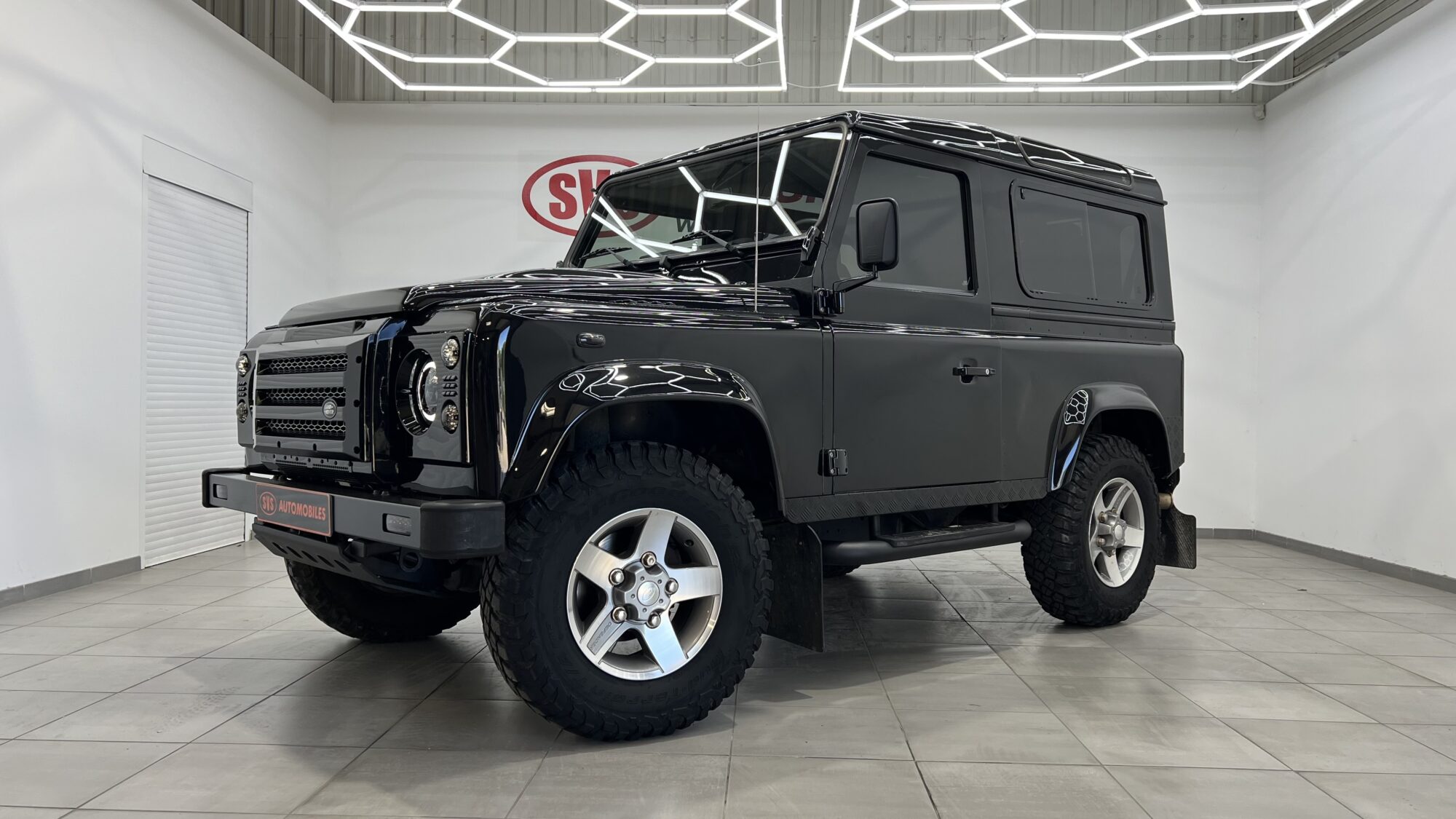 LAND ROVER DEFENDER 90 STATION WAGON MARK VI 122CH + 16 330 EUROS D'OPTIONS – Image 3