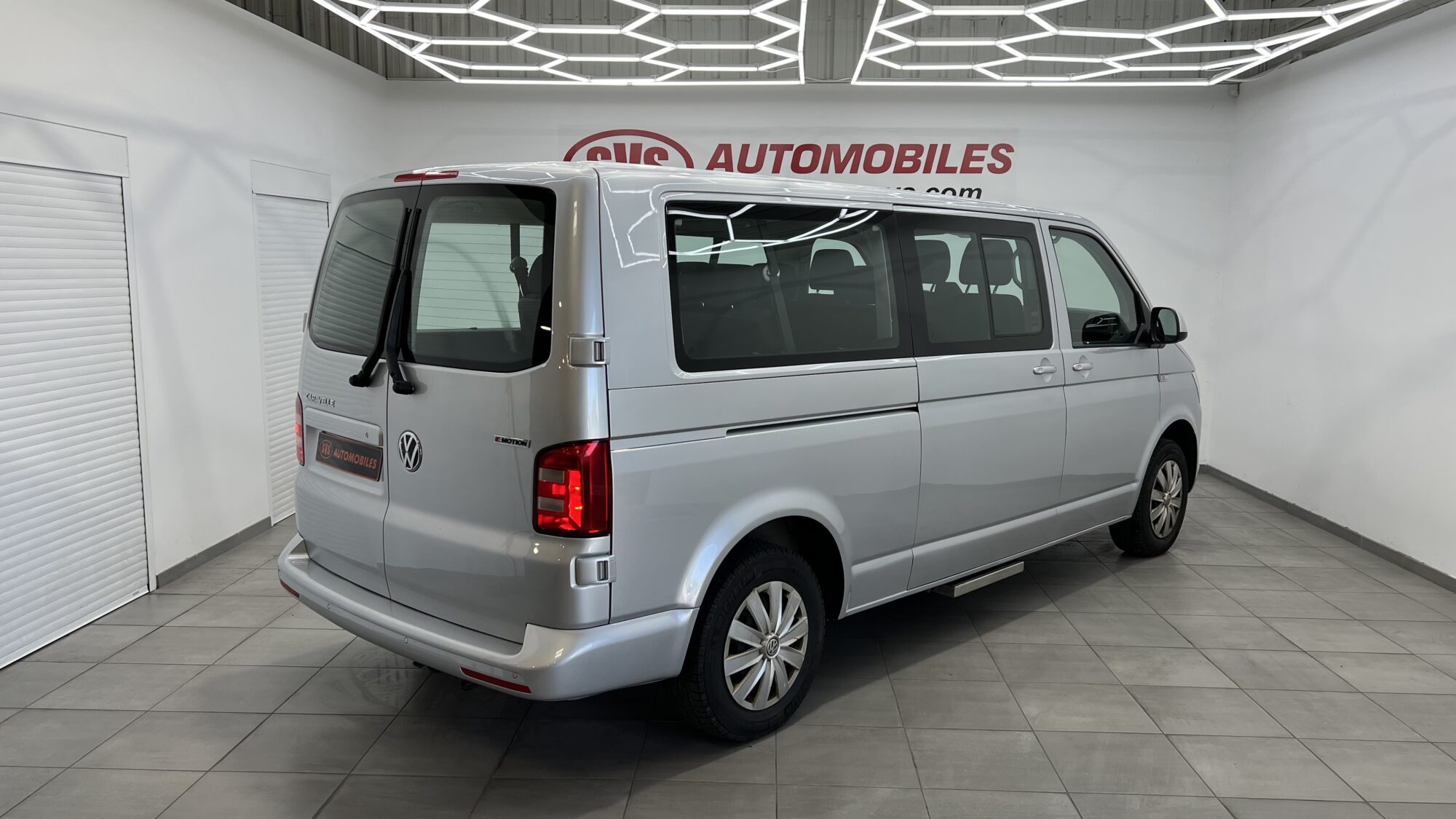 VOLKSWAGEN CARAVELLE 4 MOTION 2.0 TDI 150CH 9 PLACES LONG + 4856 EUROS D'OPTIONS – Image 7