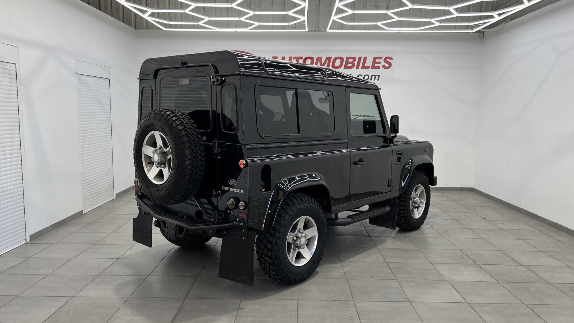 LAND ROVER DEFENDER 90 STATION WAGON MARK VI 122CH + 16 330 EUROS D'OPTIONS – Image 7