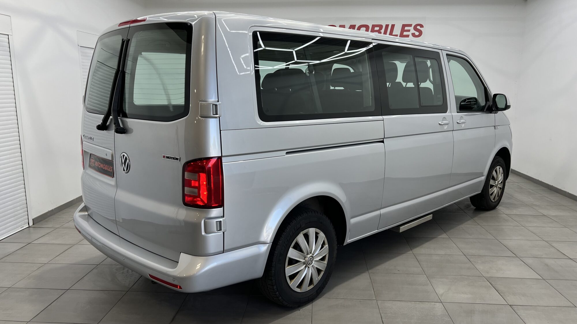 VOLKSWAGEN CARAVELLE 4 MOTION 2.0 TDI 150CH 9 PLACES LONG + 4856 EUROS D'OPTIONS – Image 8