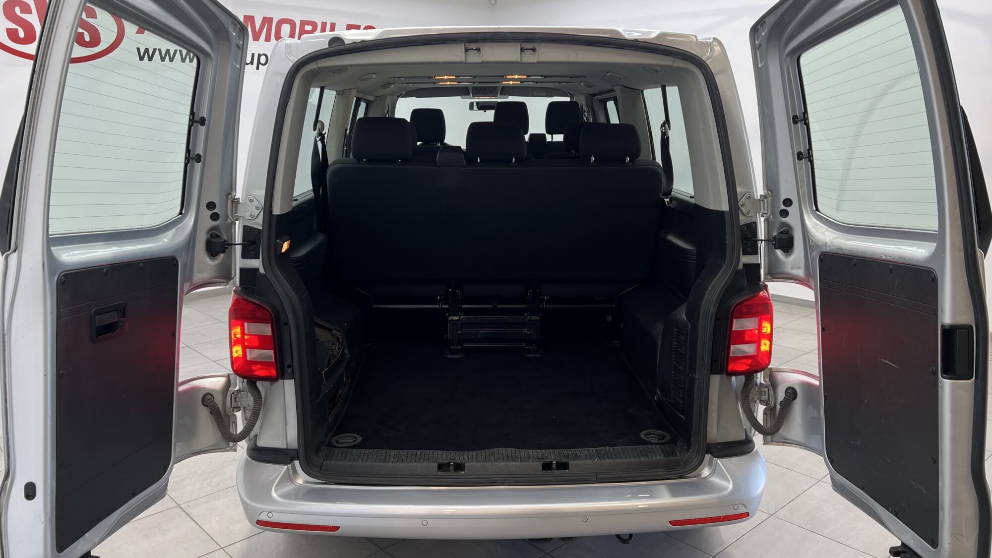 VOLKSWAGEN CARAVELLE 4 MOTION 2.0 TDI 150CH 9 PLACES LONG + 4856 EUROS D'OPTIONS – Image 10