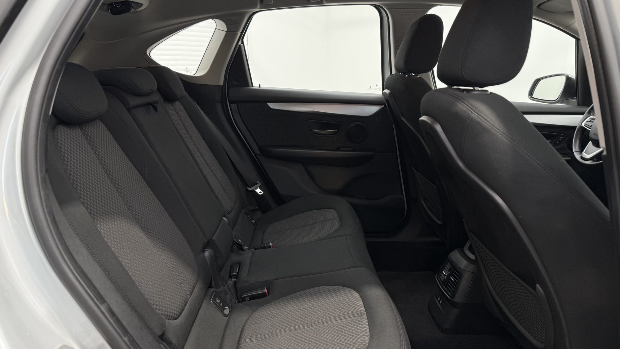 BMW SERIE 2 218D 150CV ACTIVE TOURER F45 LCI LOUNGE + 4950 EUROS D'OPTIONS – Image 17