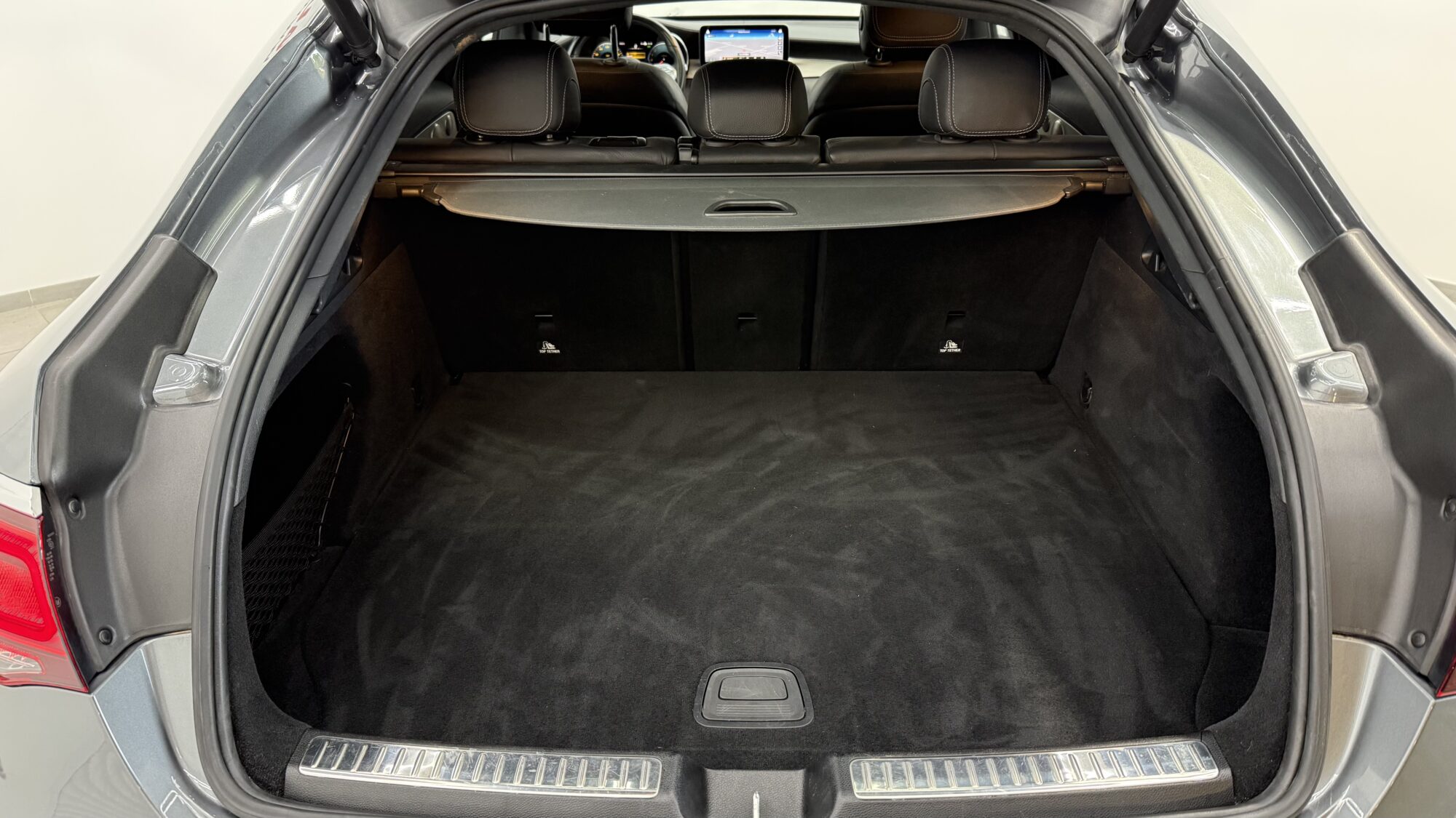 MERCEDES-BENZ GLC COUPE 300E 9G-TRONIC 4 MATIC AMG LINE + 17 950 EUROS D'OPTIONS – Image 10