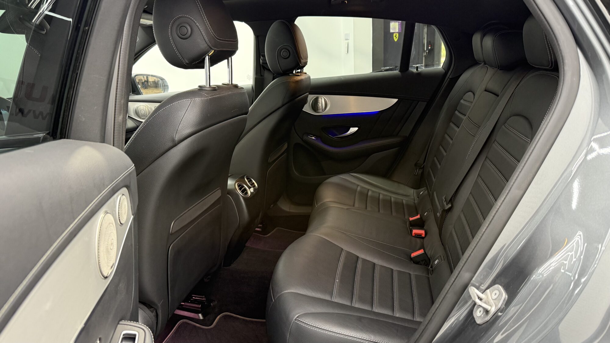 MERCEDES-BENZ GLC COUPE 300E 9G-TRONIC 4 MATIC AMG LINE + 17 950 EUROS D'OPTIONS – Image 13