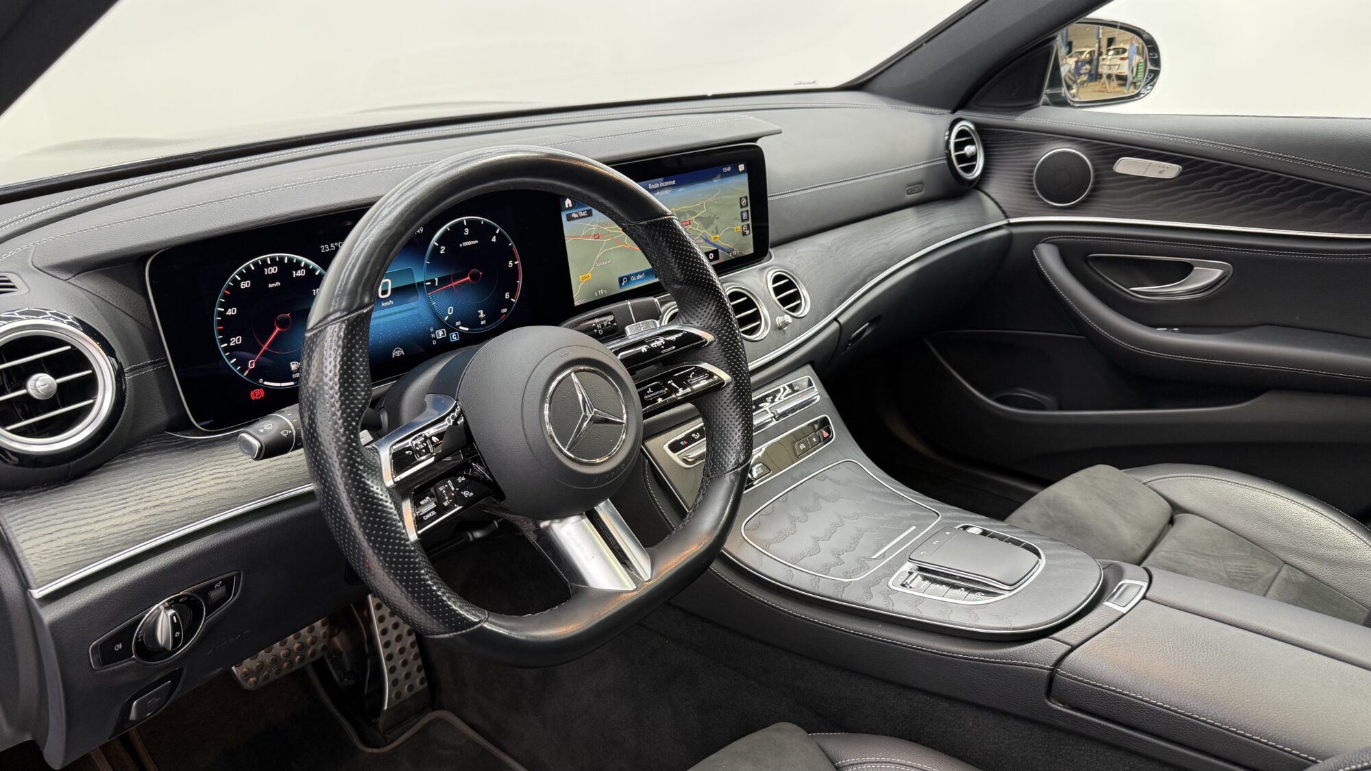 MERCEDES CLASSE E BREAK 220D 9G-TRONIC AMG LINE + 5 700 EUROS D'OPTIONS – Image 12