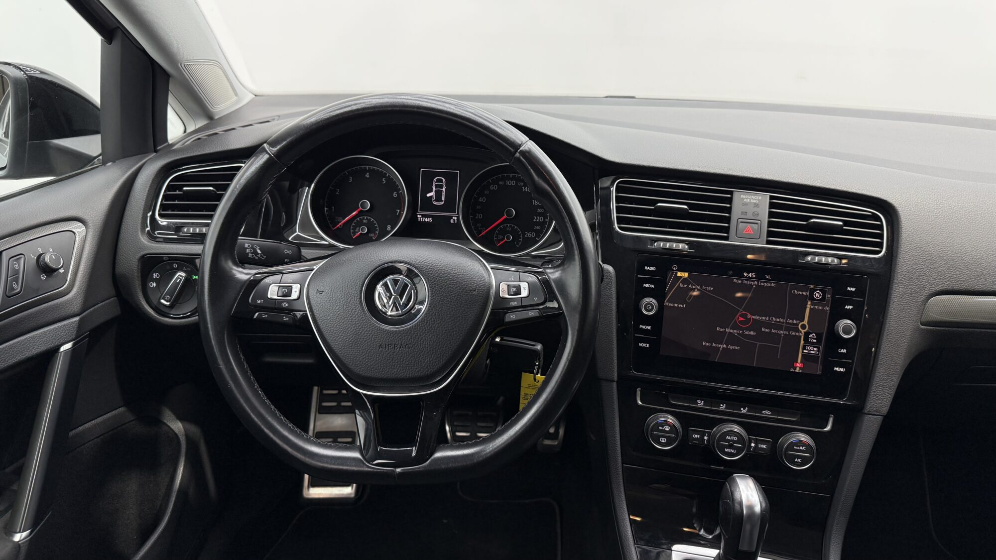 VOLKSWAGEN GOLF 1.5TSI 150 EVO DSG7 IQ.DRIVE + 890 EUROS D'OPTIONS – Image 16
