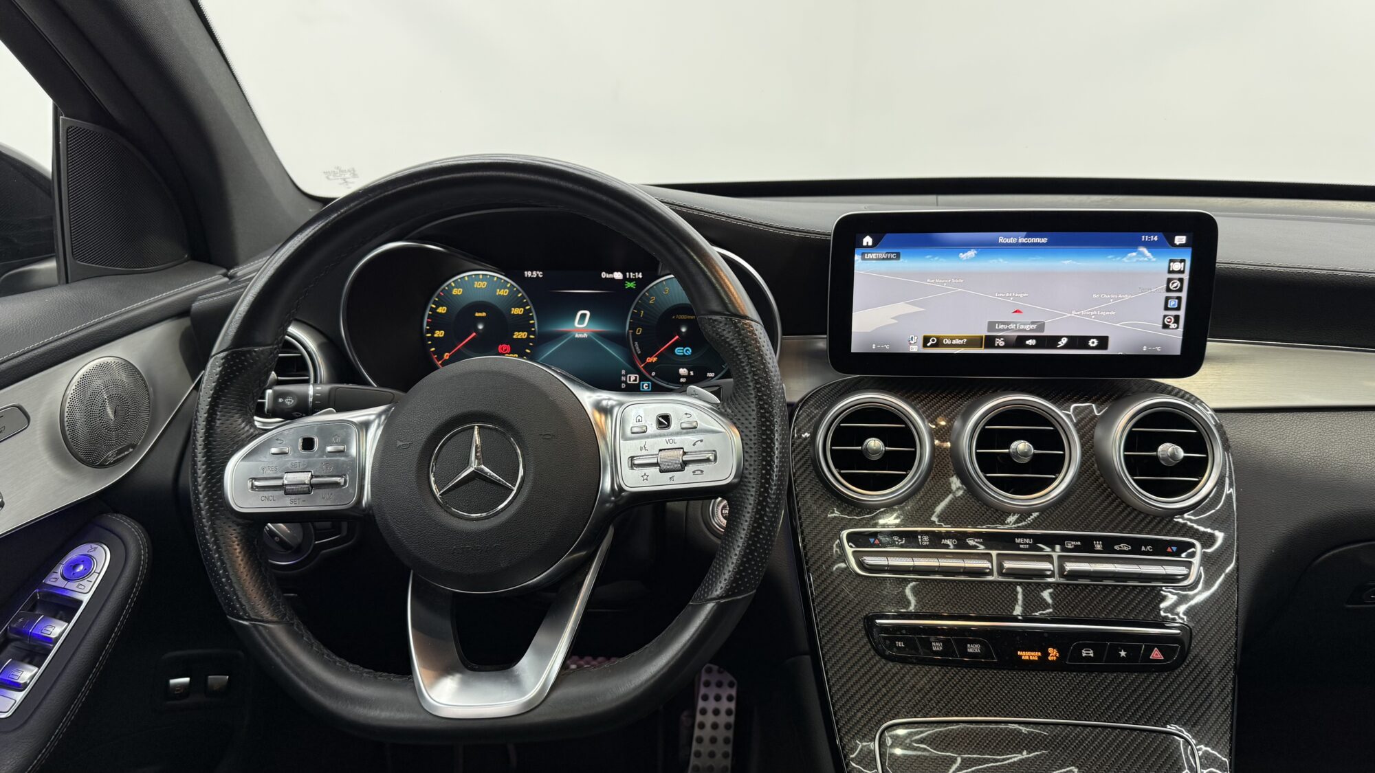MERCEDES-BENZ GLC COUPE 300E 9G-TRONIC 4 MATIC AMG LINE + 17 950 EUROS D'OPTIONS – Image 15
