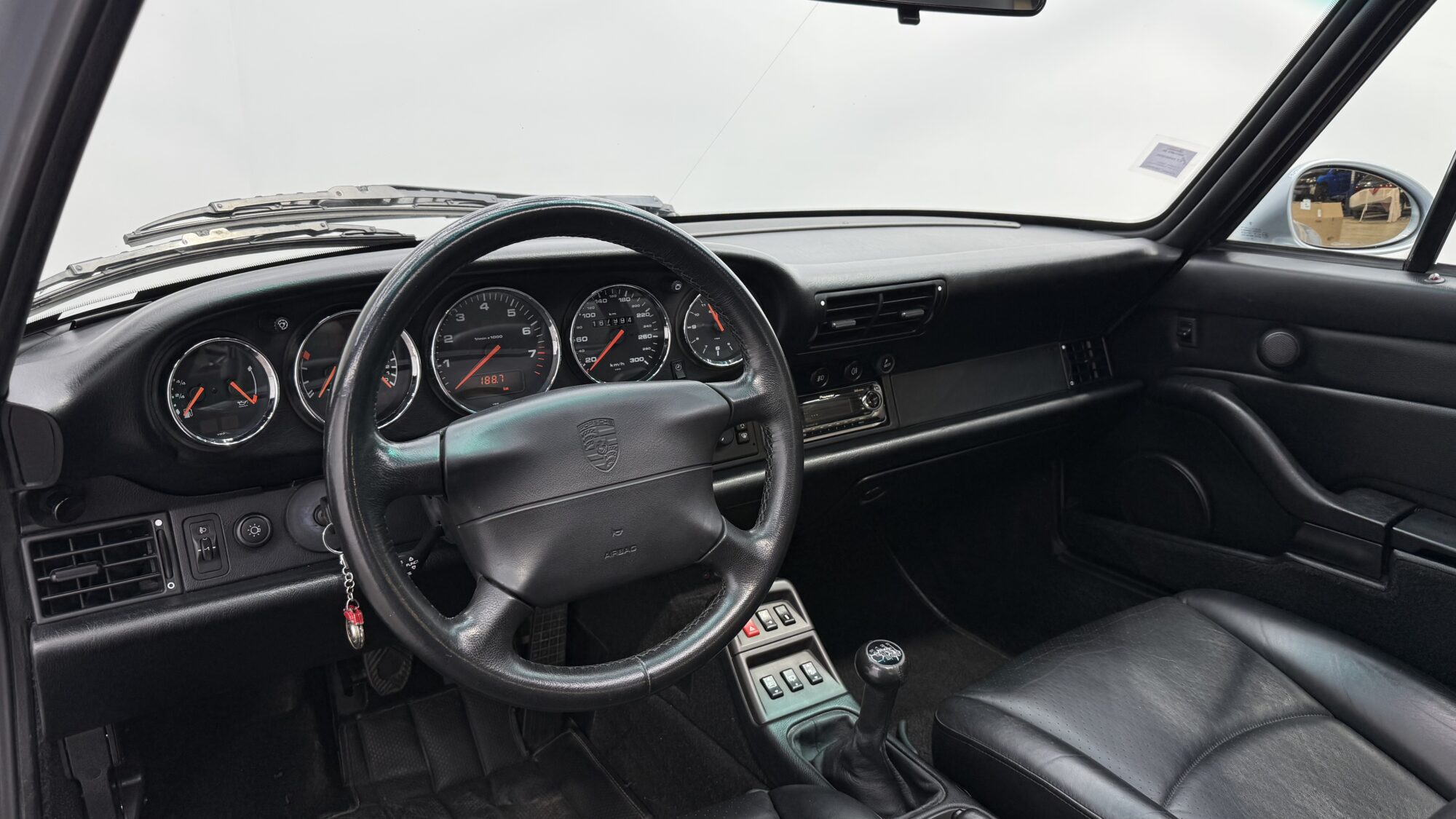 PORSCHE 911 COUPE CARRERA 993 272CH – Image 14