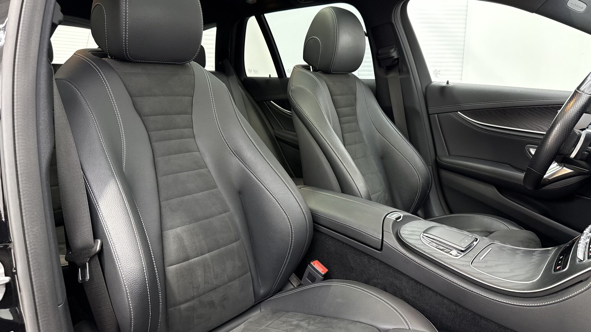 MERCEDES CLASSE E BREAK 220D 9G-TRONIC AMG LINE + 5 700 EUROS D'OPTIONS – Image 20
