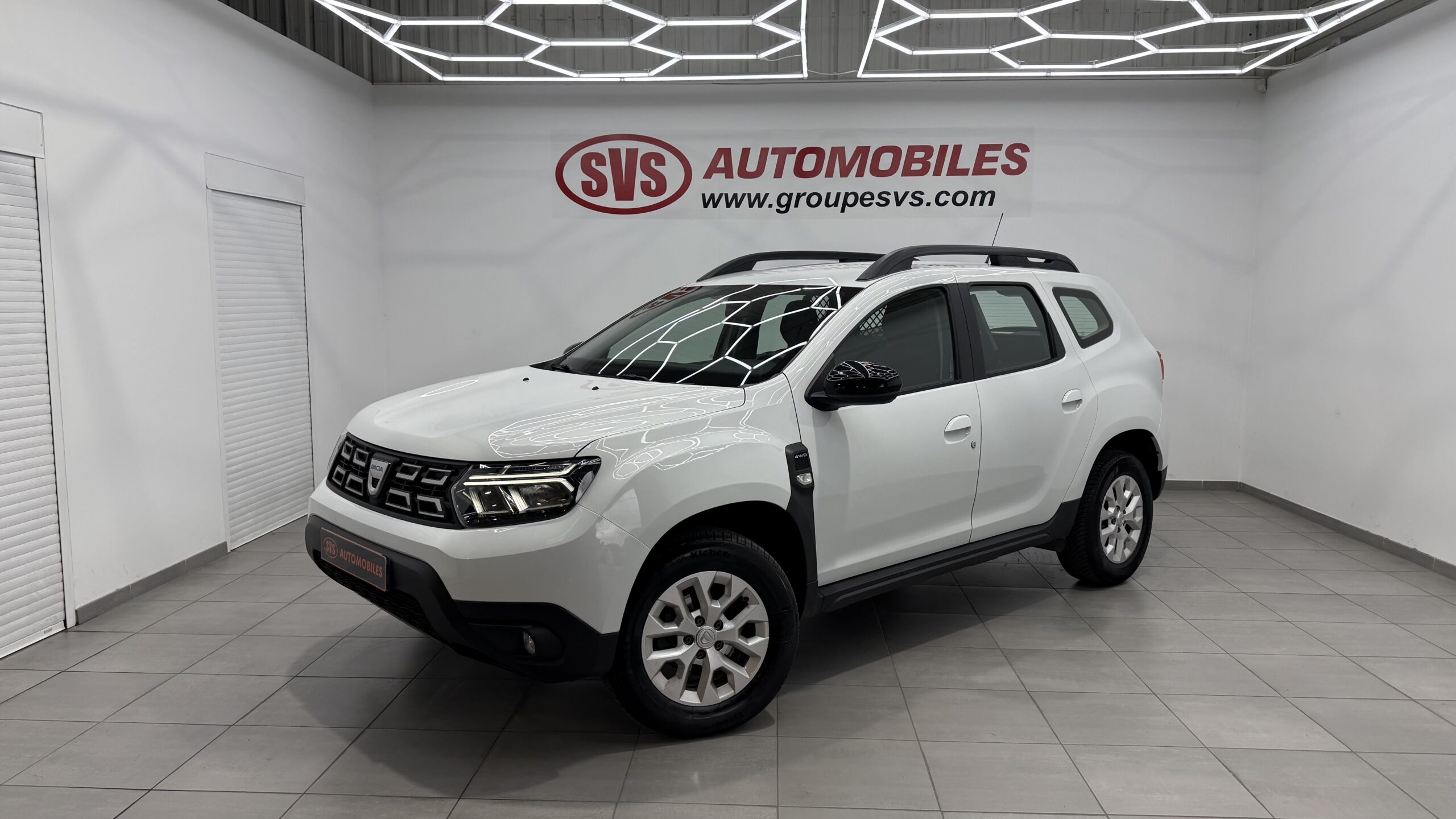 DACIA DUSTER 4X4 CONFORT 115CH BLUE DCI + 1 795 EUROS D'OPTIONS